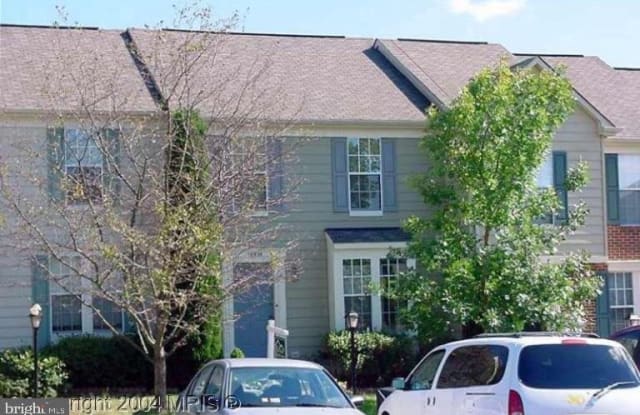 16955 MONMOUTH COURT - 16955 Monmouth Court, Cherry Hill, VA 22026