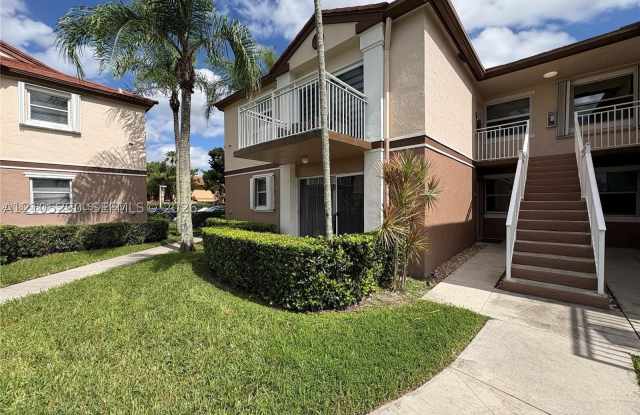 1226 SW 113th Ter Gallery 1