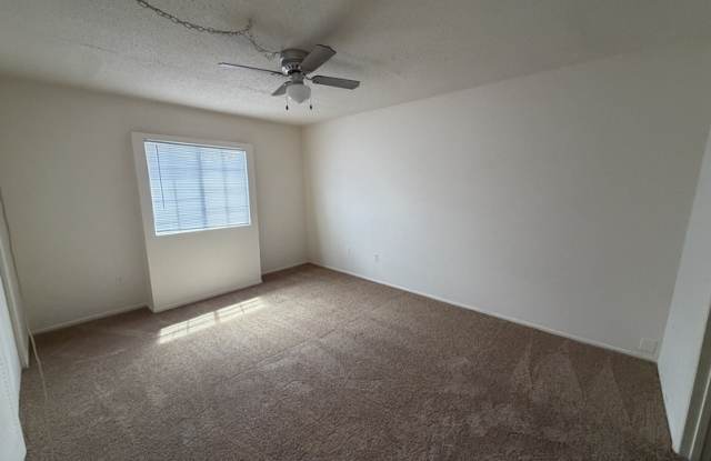 5319 Sumerset St Gallery 4