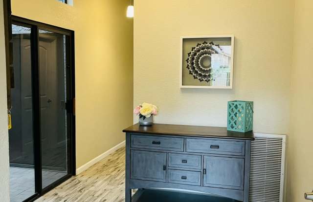 41120 Woodhaven Drive E Gallery 4