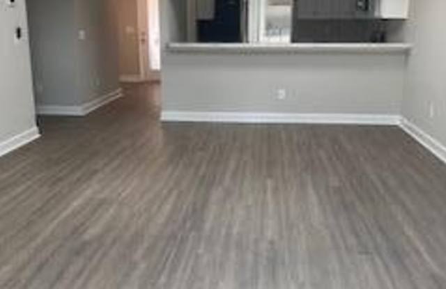 6035 Inland Greens Drive Gallery 2