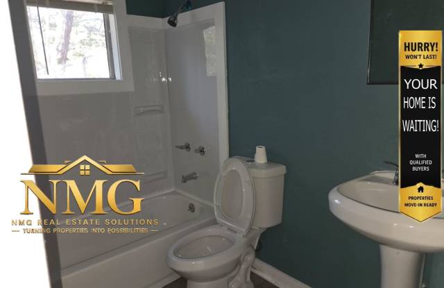 5301 Queen Mary Lane Gallery 3