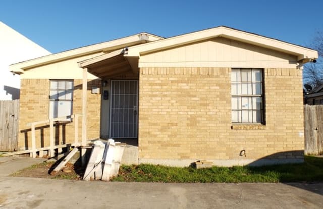 315 Forby Avenue - 315 Forby Ave, Fort Worth, TX 76103