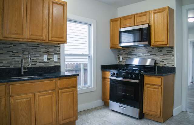 Renovated 3 Bedroom 2 Bathroom Single-Family Home! photos photos