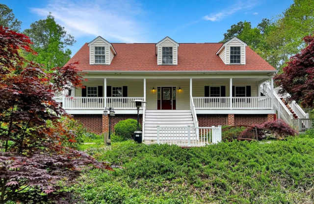 Secluded Near West End 5 bedroom photos photos