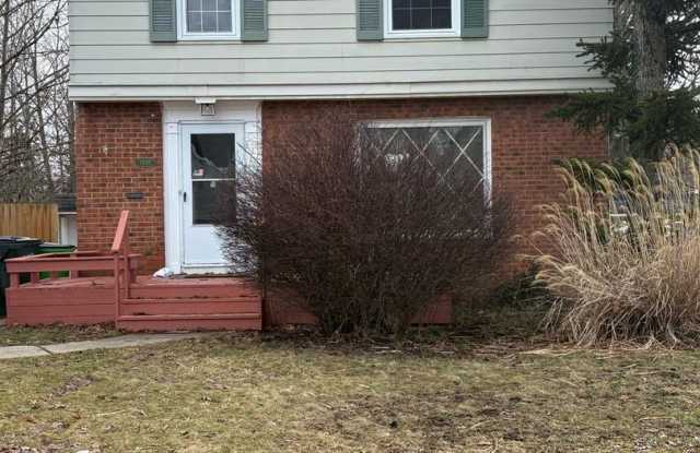 Charming 3 Bedroom Home in South Euclid photos photos