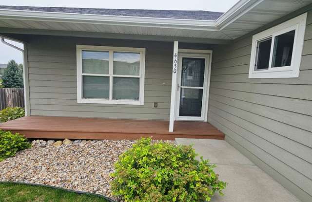 4 BED | 3 BATH | DOUBLE GARAGE | PET NEGOTIABLE | AUBURN HILLS Gallery 4