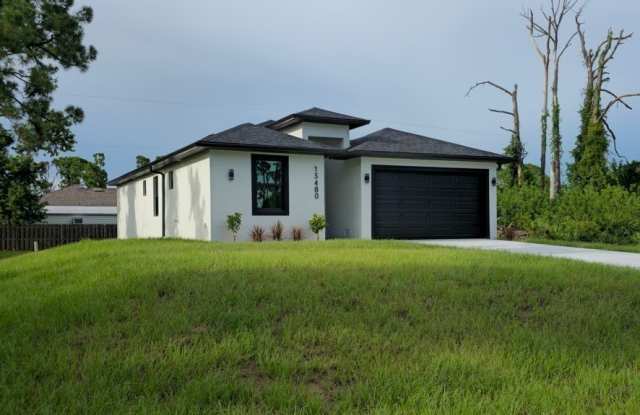 13480 Drysdale Avenue photos photos