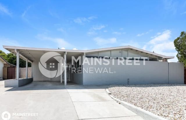 2923 West Country Gables Drive - 2923 West Country Gables Drive, Phoenix, AZ 85053