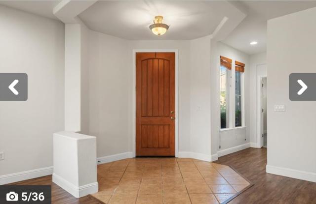 208 Gamay Place photos photos