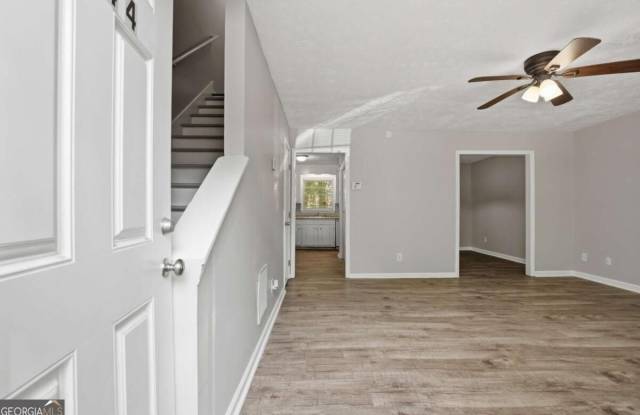5344 Ridgemere Court Gallery 3
