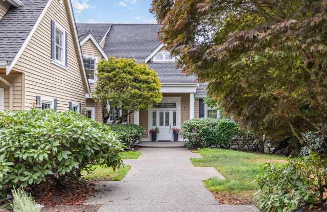 Beautiful Bellevue home with a View! photos photos