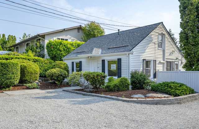 726 98th Ave NE - 726 98th Avenue Northeast, Bellevue, WA 98004