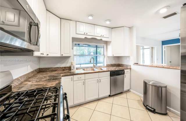 9523 NW 26th St photos photos