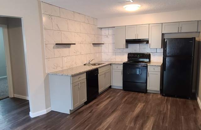 Top Location! Right in the heart of beautiful downtown Boerne! photos photos