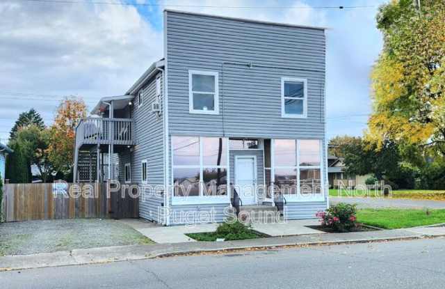 1502 Walnut St - 1502 Walnut Street, Everett, WA 98201