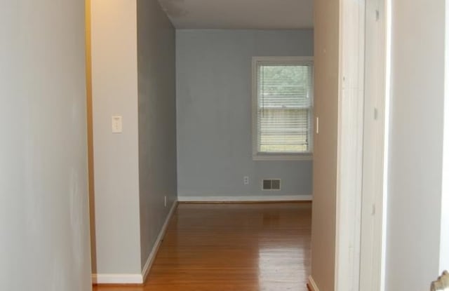 562 Banks Mill Road SE Gallery 2