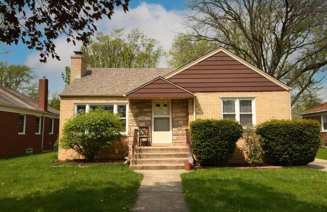 18450 Homewood Avenue - 18450 Homewood Avenue, Homewood, IL 60430