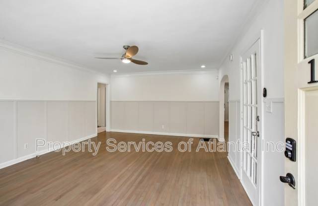 1649 Beecher St SW Gallery 2