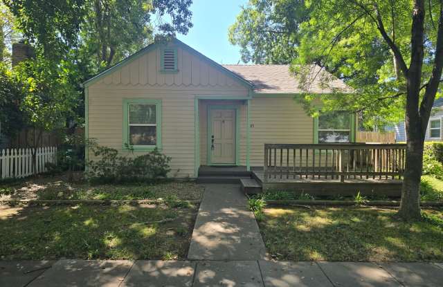 Very unique property in Central Chico-5 Bed/3 Bath Gallery 1