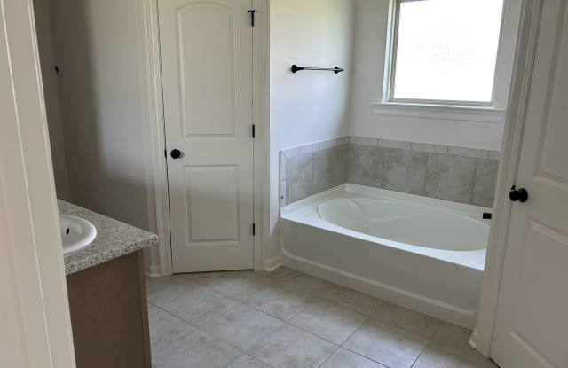 20453 Ridgelake Road Gallery 2