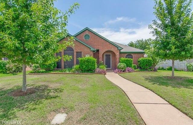 7212 Indiana Avenue - 7212 Indiana Avenue, Fort Worth, TX 76137