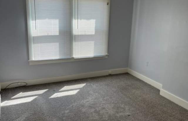 290 Lemoyne Avenue Gallery 4