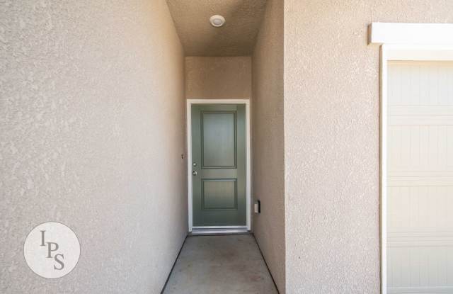 $0 APPLICATION FEE! Take the next step and apply today with no application fee during this special promotion!Juniper Hills Community - Fresno/Clovis Border, 4BR/3BA, with Owned Solar – Plus lots of Amenities! Gallery 4