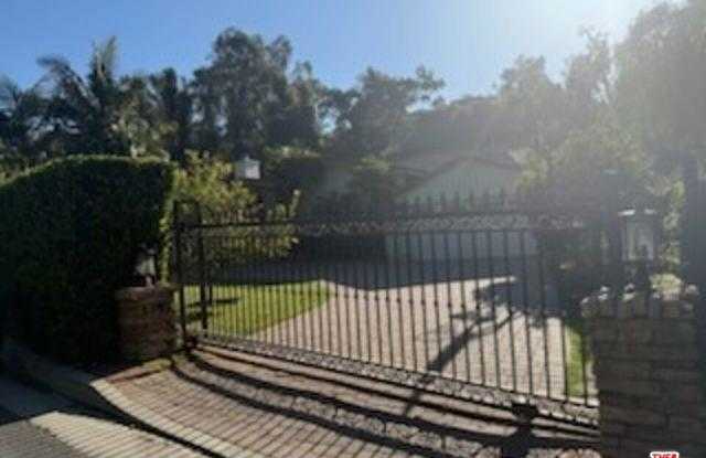 1148 San Ysidro Drive photos photos