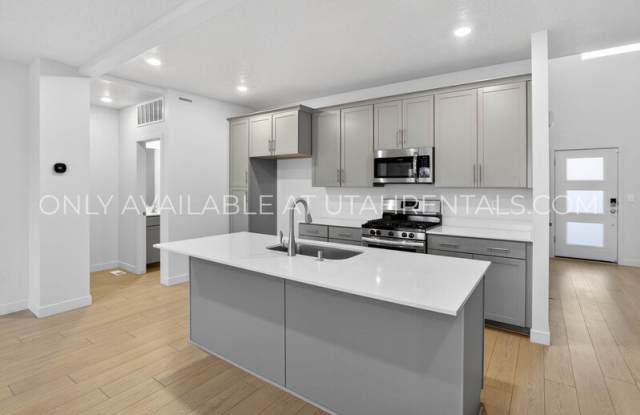 626 W 1330 S photos photos