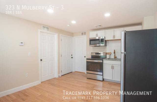 323 N. Mulberry St. photos photos