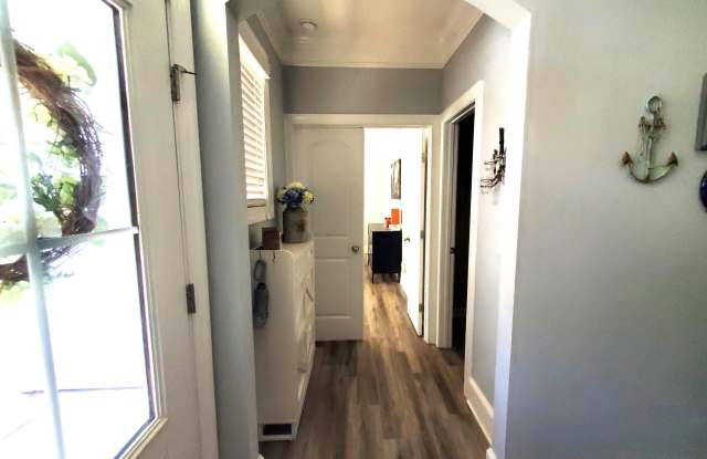 406 Lanyard Drive Gallery 4