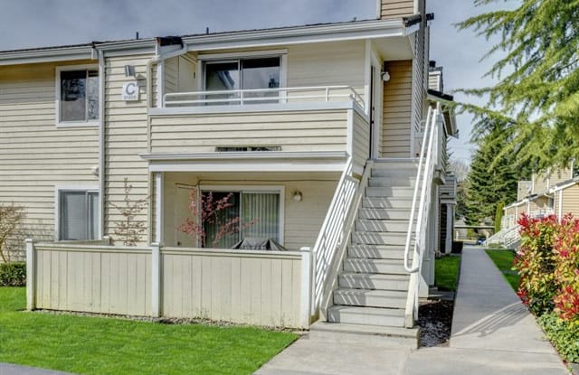21303 52nd Avenue West - C213 - 21303 52nd Ave W Unit C213, Mountlake Terrace, WA 98043