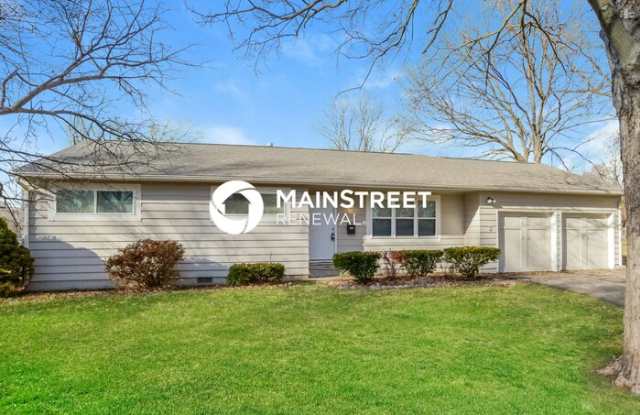 11212 Lecluyse Drive - 11212 Lecluyse Drive, Shawnee, KS 66203