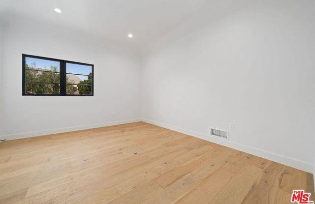 8014 4th Street photos photos