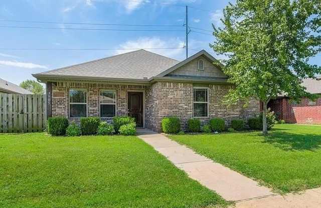 3905  SW Capstone  AVE photos photos