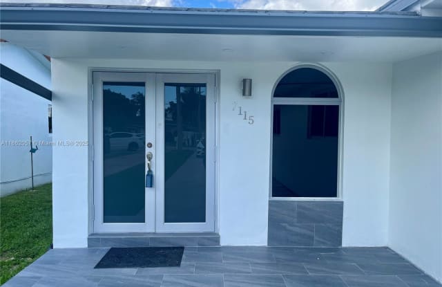 7113 Sw 21st St - 7113 Southwest 21st Street, Coral Terrace, FL 33155