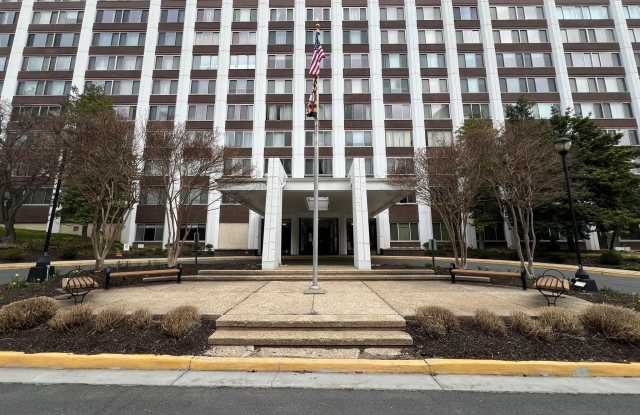 11801 ROCKVILLE PIK photos photos