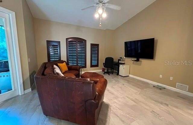 5461 46TH Court W Gallery 4