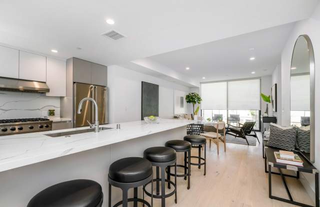 Reeves Place photos photos