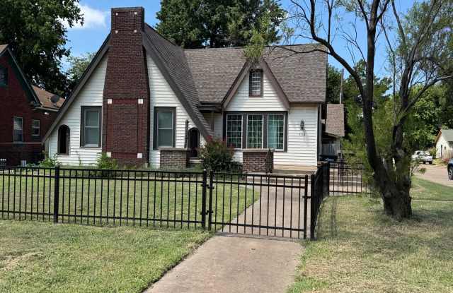 502 S Garfield - 502 South Garfield Street, Enid, OK 73703