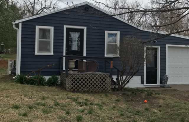 306 S Kirkwood St - 306 South Kirkwood Street, Highland, KS 66035