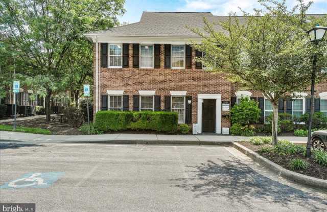 3444 ELLICOTT CENTER Drive unit: 101 photos photos