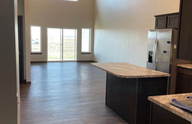 Bright  Spacious One-Level Living with Modern Comforts! photos photos