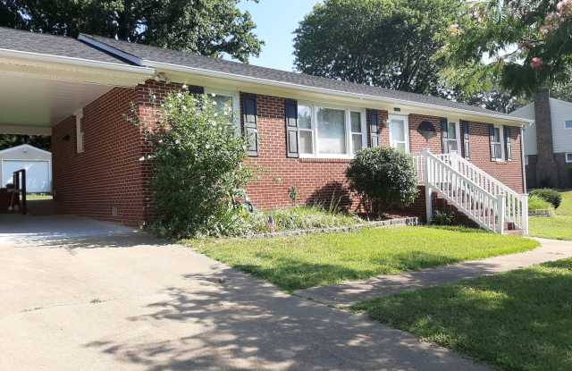 3 bedroom 2 bath ranch style home photos photos
