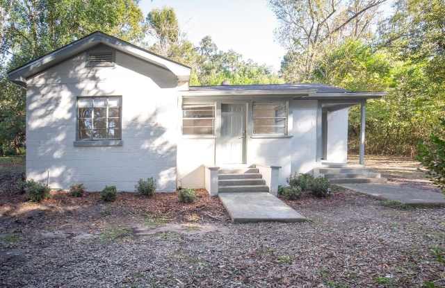 135 Columbia Drive photos photos