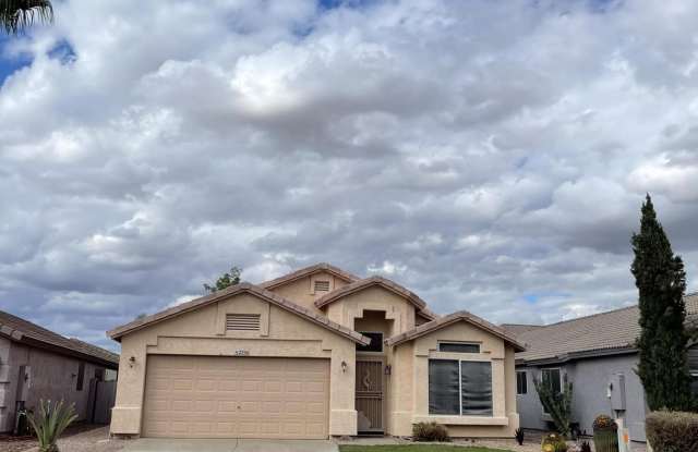 2706 E HARTFORD Avenue - 2706 East Hartford Avenue, Phoenix, AZ 85032