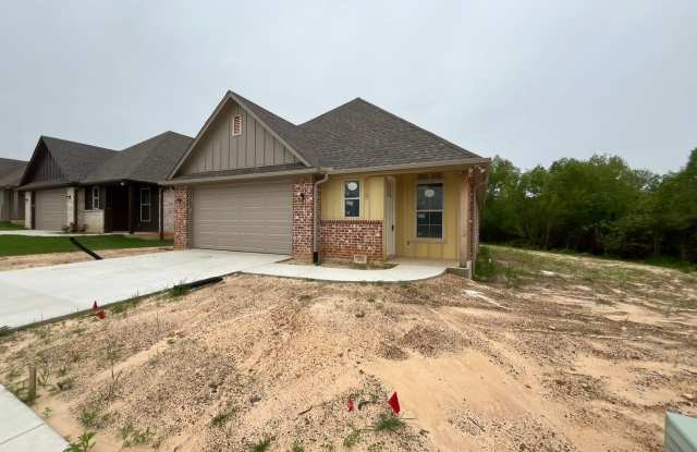 Coming Soon! 3 Bedroom 2 Bath Newly Construction in Whitehouse! photos photos