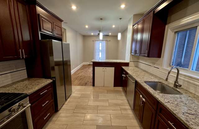 565 Salem St - 565 Salem Street, Malden, MA 02148