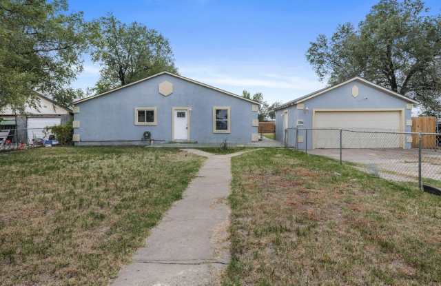 1324 SE 8TH Avenue - 1324 Southeast 8th Avenue, Amarillo, TX 79102